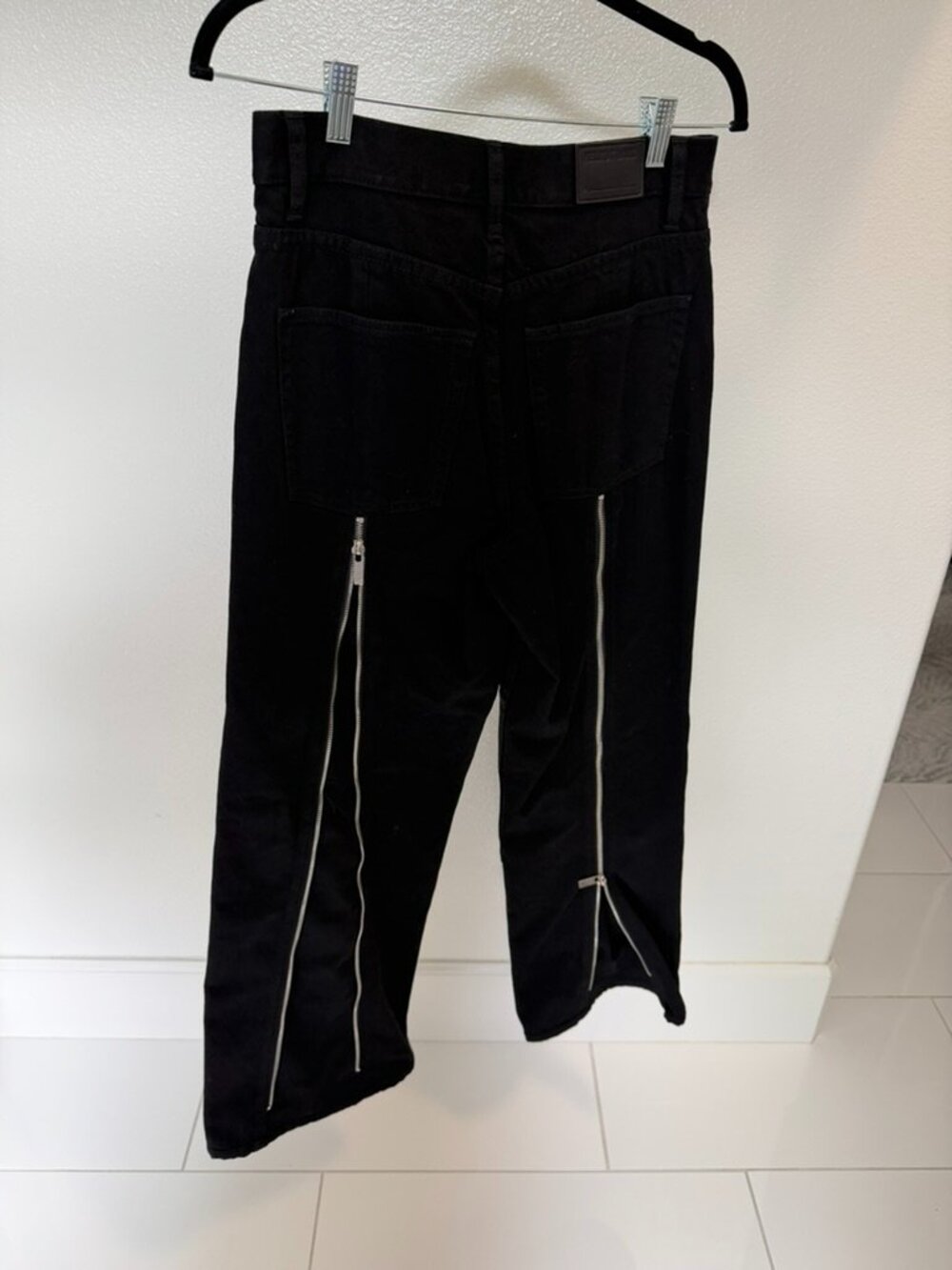 Helmut Lang Zipper Back Carpenter Jeans in Rinsed Black - Picture 6 of 6